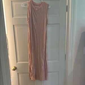 Universal thread Sleeveless Pink Maxi Dress